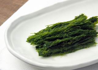 食べれば思わず笑顔になる、香ばしさです。